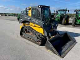 2023 John Deere 333G Image