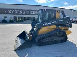 2023 John Deere 333G Image