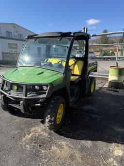 2023 John Deere XUV 835M Image