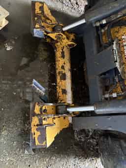 2021 John Deere 318G Image