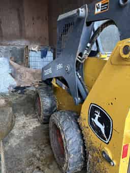 2021 John Deere 318G Image