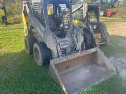 2021 John Deere 318G Image