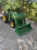 2002 John Deere 790 Image