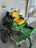 2012 John Deere Z925A Image
