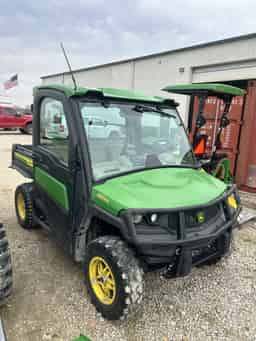 2021 John Deere XUV 835R Image