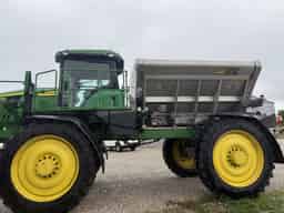 2022 John Deere 600R Image