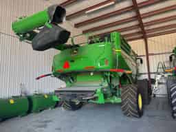 2023 John Deere X9 1000 Image