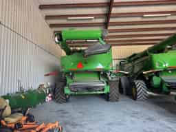 2023 John Deere X9 1000 Image