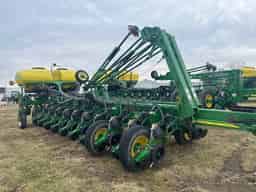 2006 John Deere 1770NT CCS Image