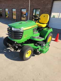 2025 John Deere X730 Image