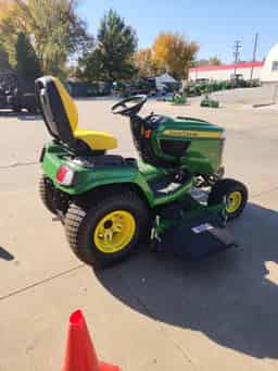 2025 John Deere X730 Image
