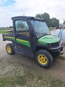 2019 John Deere XUV 835M Image