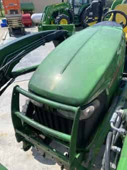 2007 John Deere 3320 Image