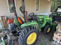 2015 John Deere 3038E Image