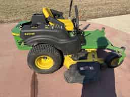 2008 John Deere Z425 Image