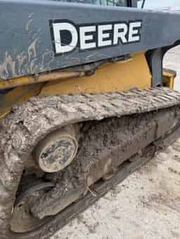 2010 John Deere 319D Image