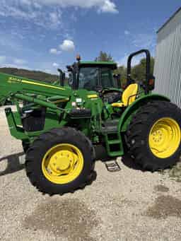 2024 John Deere 5075E Image