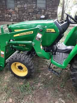 2017 John Deere 3025E Image