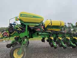 2020 John Deere 1775NT Image
