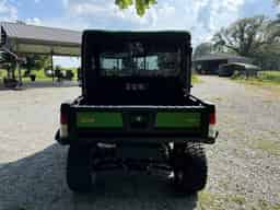 2024 John Deere XUV 835R Image