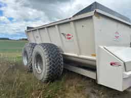 2017 Kuhn Knight SLC150 Image