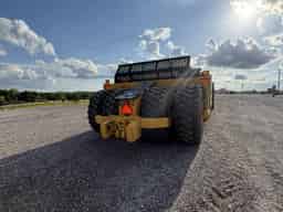 2024 John Deere 2412D E Image