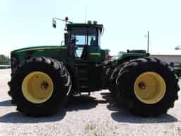2011 John Deere 9530 Image