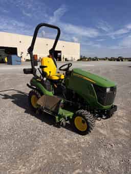 2025 John Deere 1025R Image