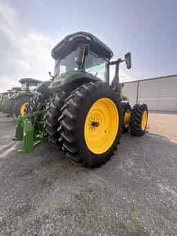 2024 John Deere 8R 310 Image
