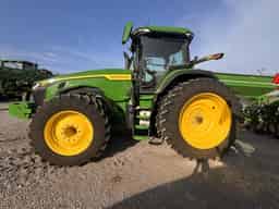 2024 John Deere 8R 310 Image