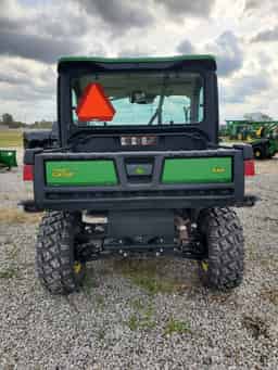 2021 John Deere XUV 835R Image