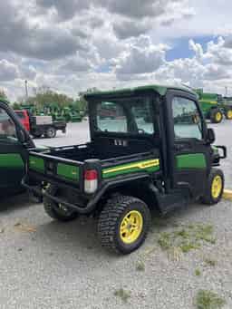 2024 John Deere XUV 835R Image