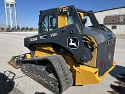 2023 John Deere 333G Image