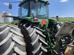 2003 John Deere 8420 Image