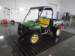2015 John Deere XUV 825i Power Steering Image