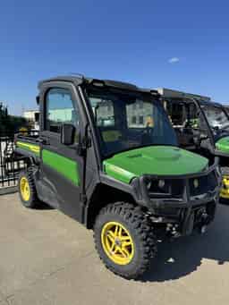 2022 John Deere XUV 835M Image