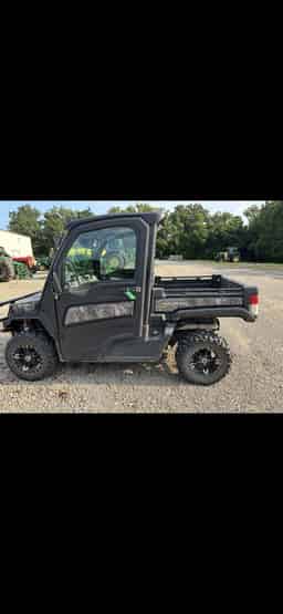 2023 John Deere XUV 835R Image