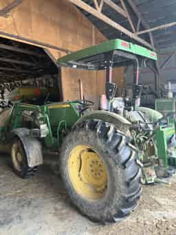 2014 John Deere 5085E Image