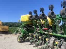 2022 John Deere 1795 Image