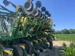 2022 John Deere 1795 Image