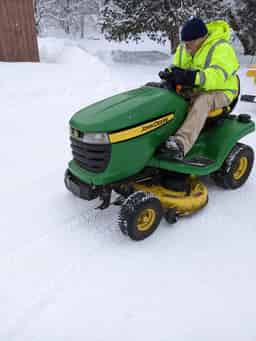 2008 John Deere X300 Image