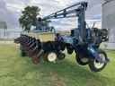 1996 Kinze 2600 Image