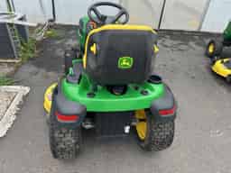2015 John Deere D160 Image