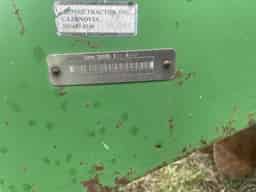 2000 John Deere 637 Image