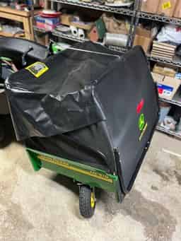 2021 John Deere X384 Image