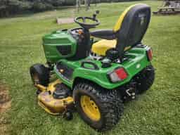 2015 John Deere X758 Image