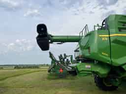 2025 John Deere X9 1000 Image