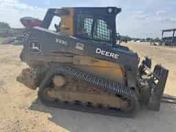 2024 John Deere 333G Image