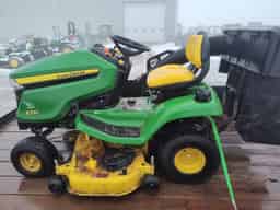2022 John Deere X330 Image