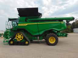 2023 John Deere X9 1000 Image